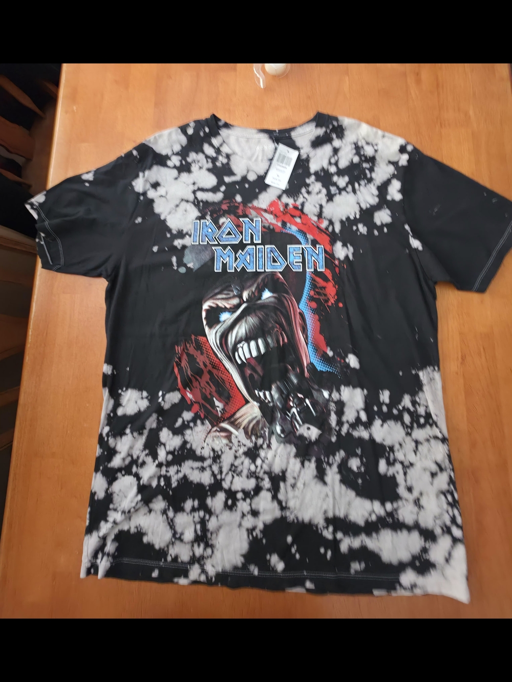 NWT 2018 Iron Maiden Eddie Bleach Wash T-Shirt. Size XL
